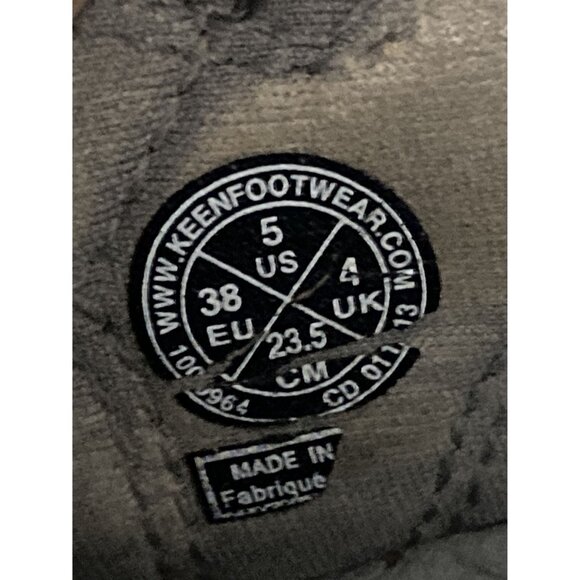 Keen big kids  Size 5 Green  Gray Waterproof Hiking Outdoor Sandals Shoes - Picture 8 of 8